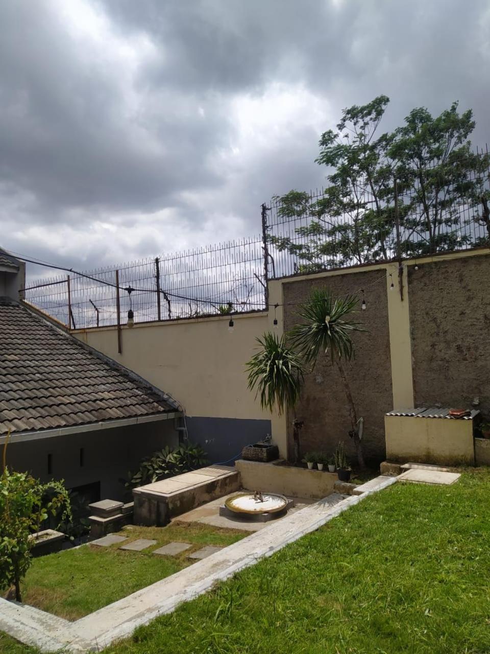 Villa Padasuka Raisa By Grorental Bandung Exterior photo